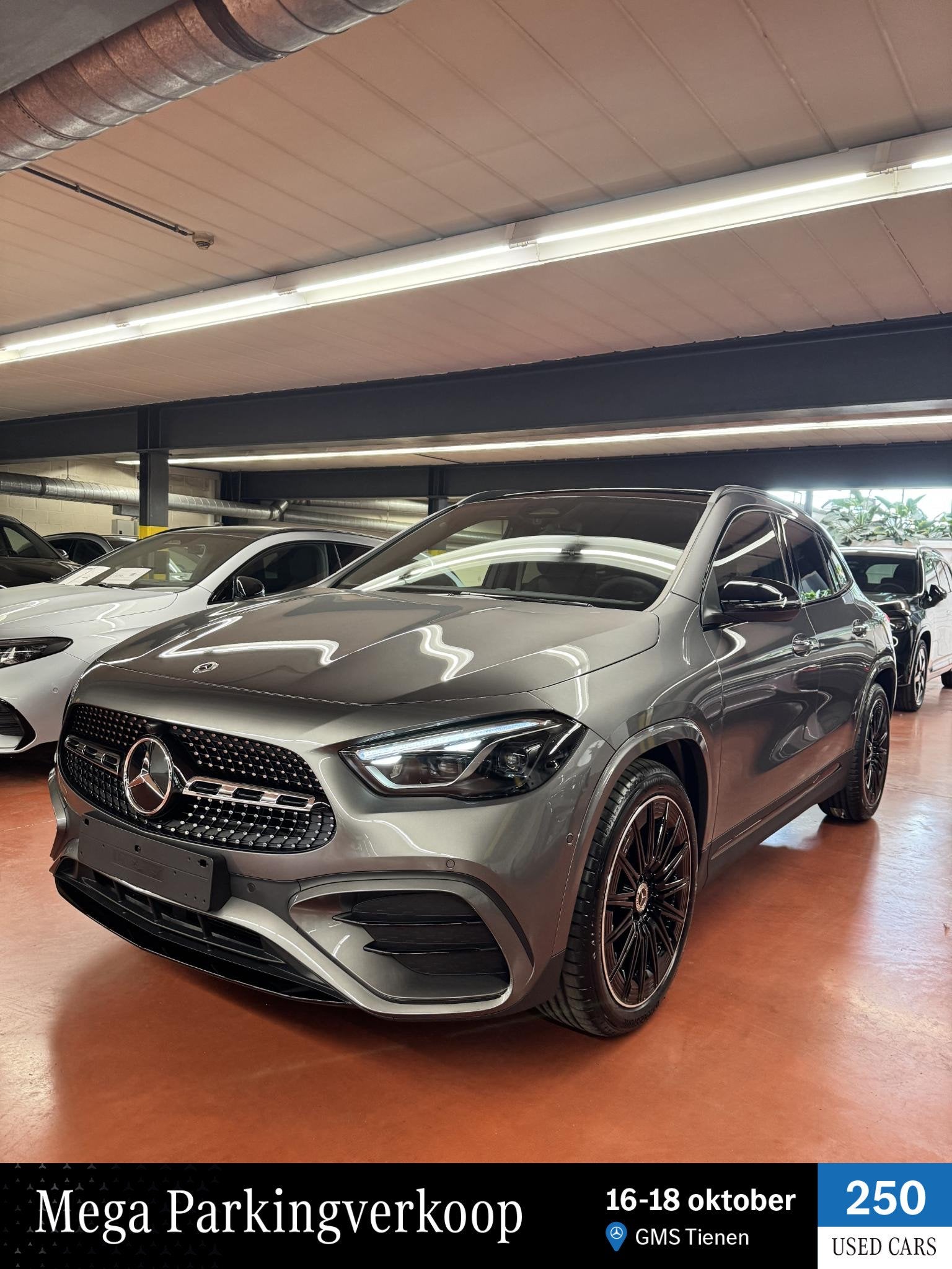 Mercedes-Benz GLA GLA 180 140 Years Edition DOS 9099, Autos, Achat, Entreprise, Volant multifonction, 5 portes