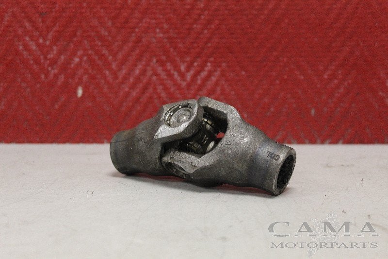 CARDANAS KRUISKOPPELING Honda, Dhr. S. di Majo, Gebruikt, Info@cama-motorparts.nl, P.J. Troelstraweg 8 8
3144 CX  MAASSLUIS, NL