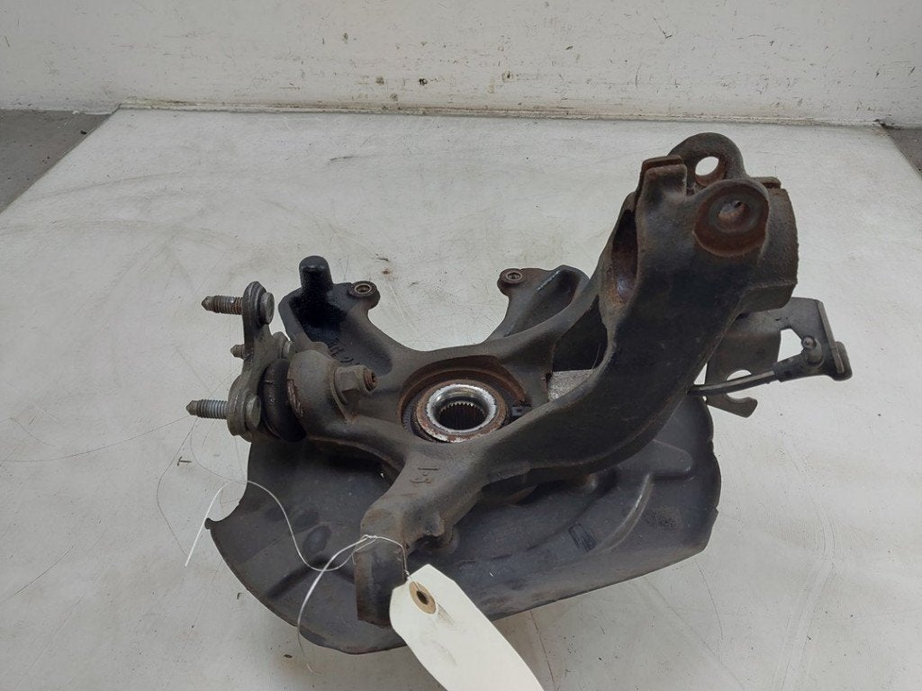 FUSEE RECHTS VOOR Skoda Kamiq (|2Q0407256K|2Q0407256AD|), Dhr. J. Ham, Gebruikt, Administratie@autoham.nl, Skoda