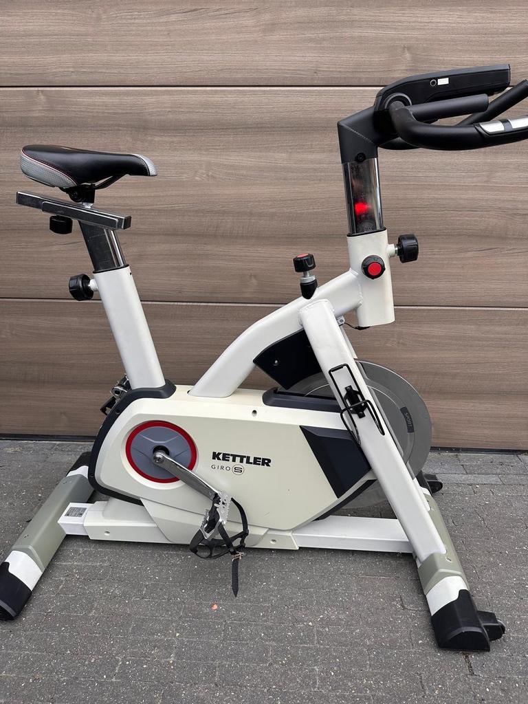 Spinningfiets Kettler. Degelijk en robuust materiaal., Sport en Fitness, Ophalen, Benen, Gebruikt, Spinningfiets