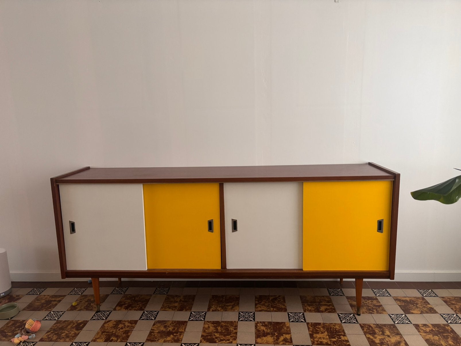 Kast in retro stijl, Huis en Inrichting, Ophalen, Zo goed als nieuw