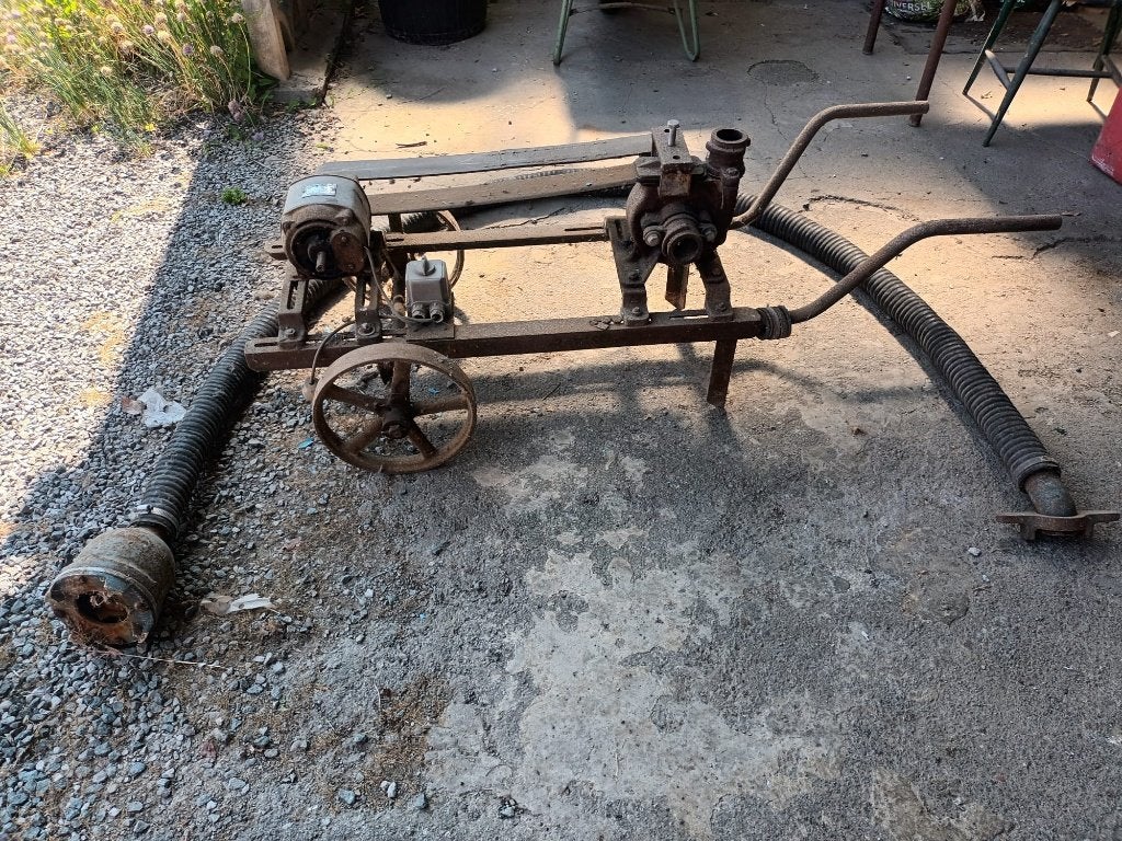 Waterpomp op wielen, Doe-het-zelf en Bouw, Gereedschap | Overige machines, Ophalen, Gebruikt