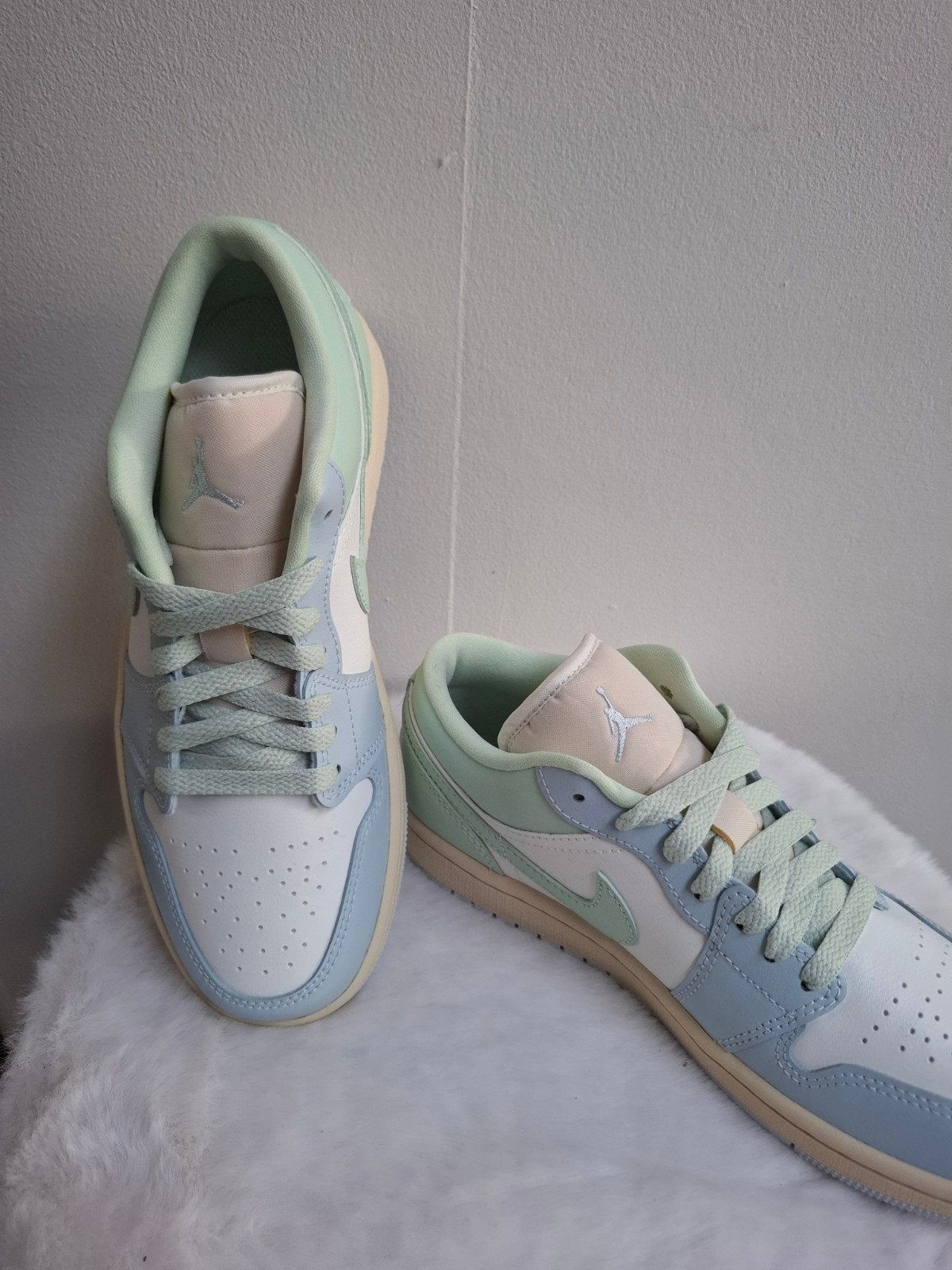 Nike Air Jordan 1 Low T38 - neuves, Neuf, Enlèvement ou Envoi, Sneakers et Baskets, Air jordan