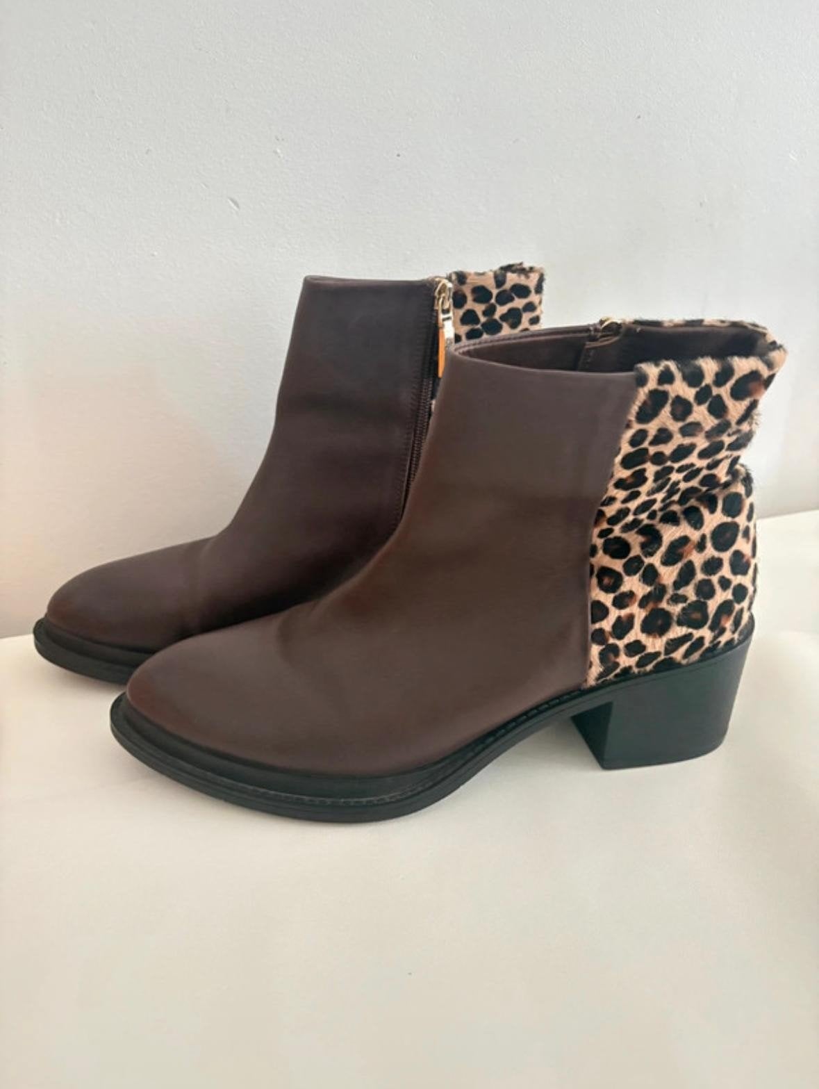 70€dameslaarzen, Kleding | Dames, Schoenen, Ophalen of Verzenden
