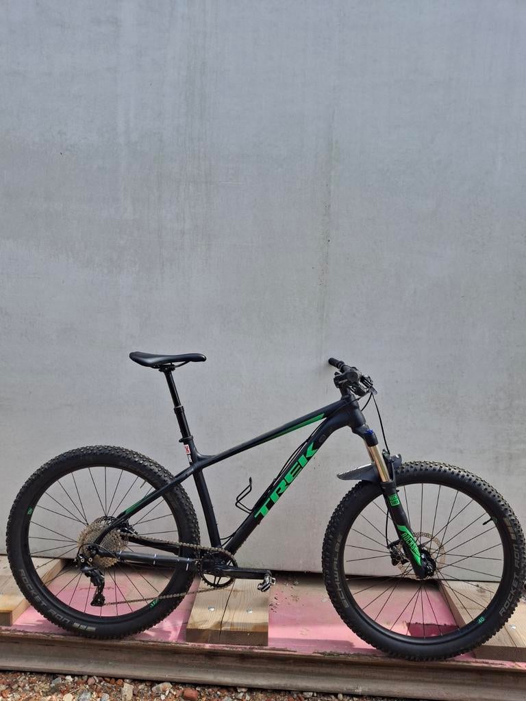 Trek Roscoe 9, Enlèvement, Trek