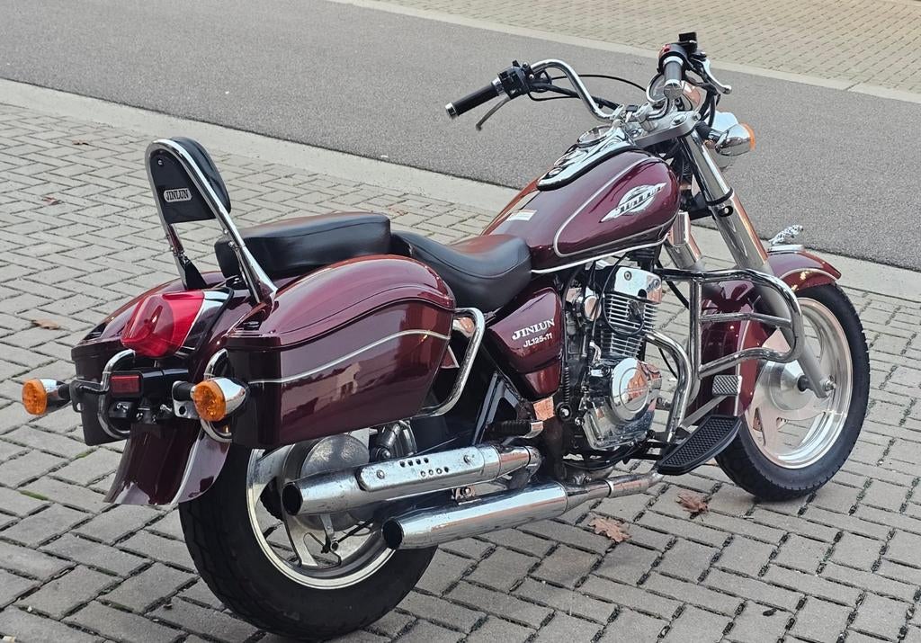 Jinlun, Motoren, Ophalen
