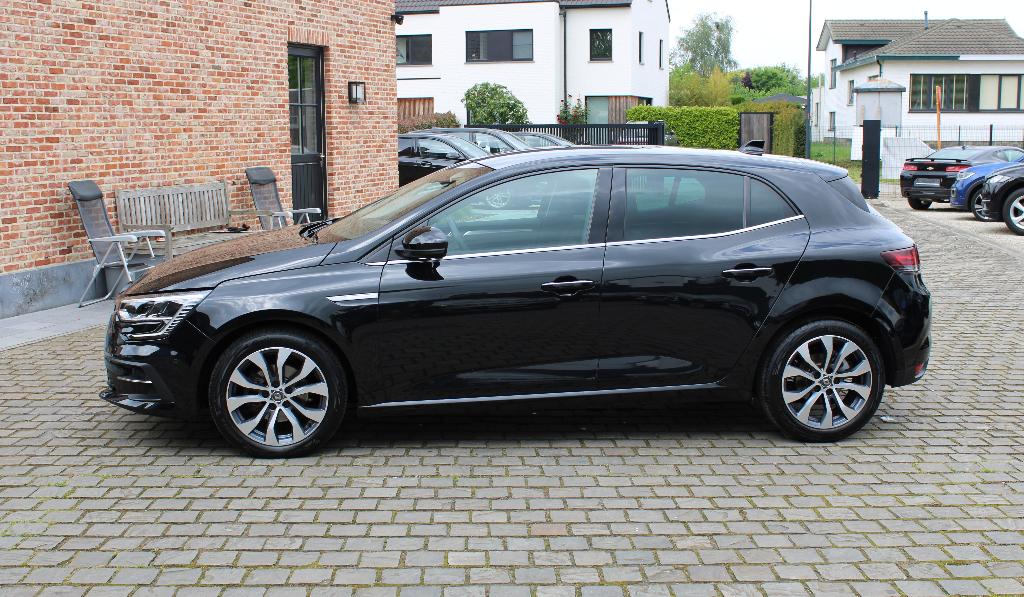 Renault Megane 1.33 TCe Automaat Bwj 09/2024 10000km !!!, Auto's, Renault, 4 cilinders, Leder en Stof, Zwart, 5 deurs