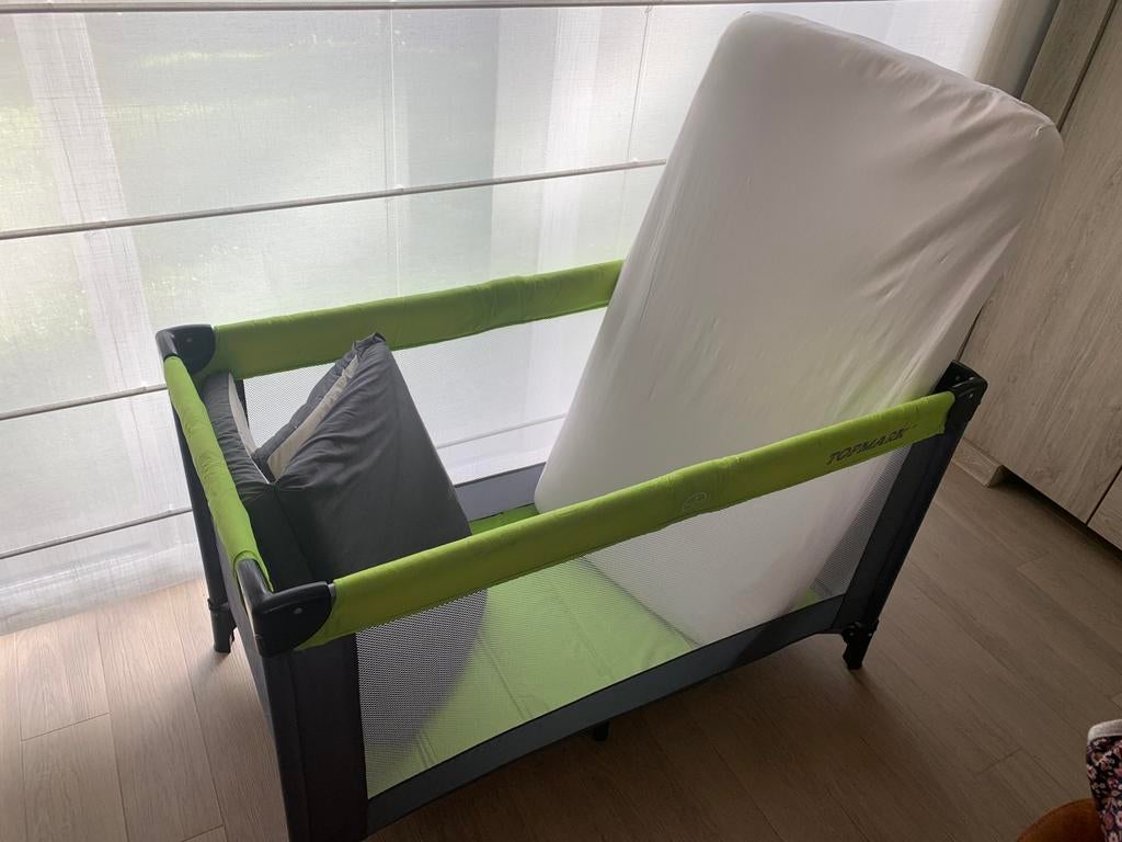 Reisbed, Ophalen, Zo goed als nieuw, Matras