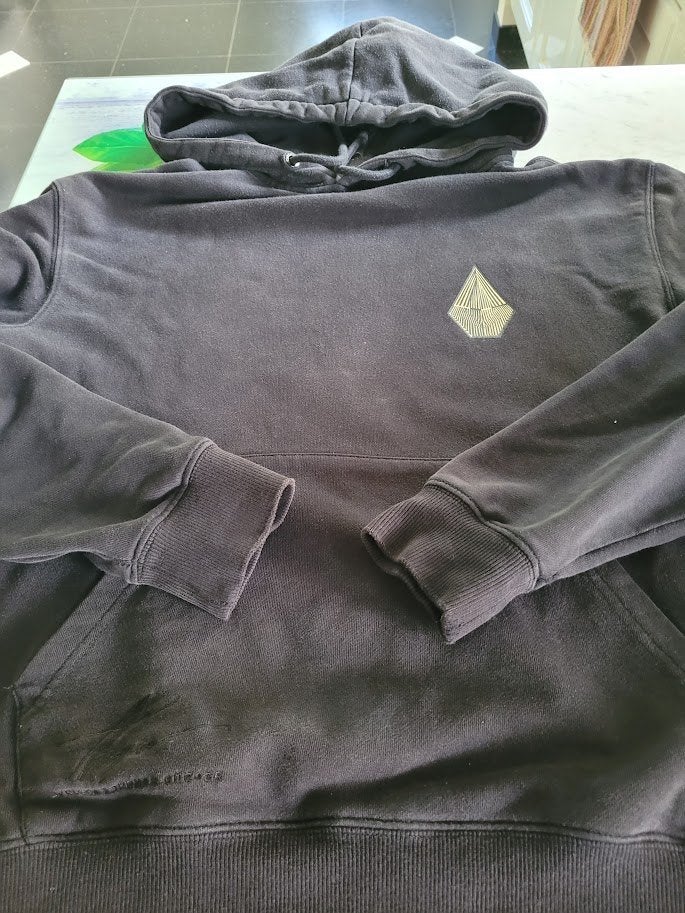 Sweat à capuche VOLCAM, Enfants & Bébés, Garçon, Enlèvement ou Envoi, Pull ou Veste, Comme neuf