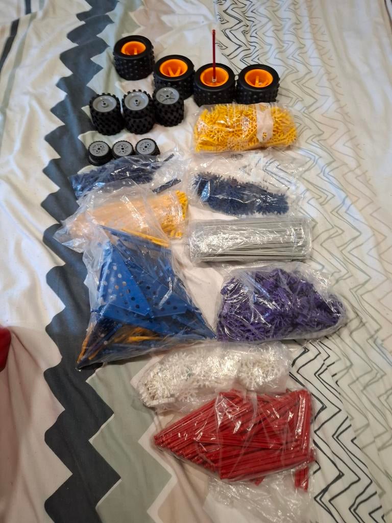 K´nex bouwset, Enlèvement