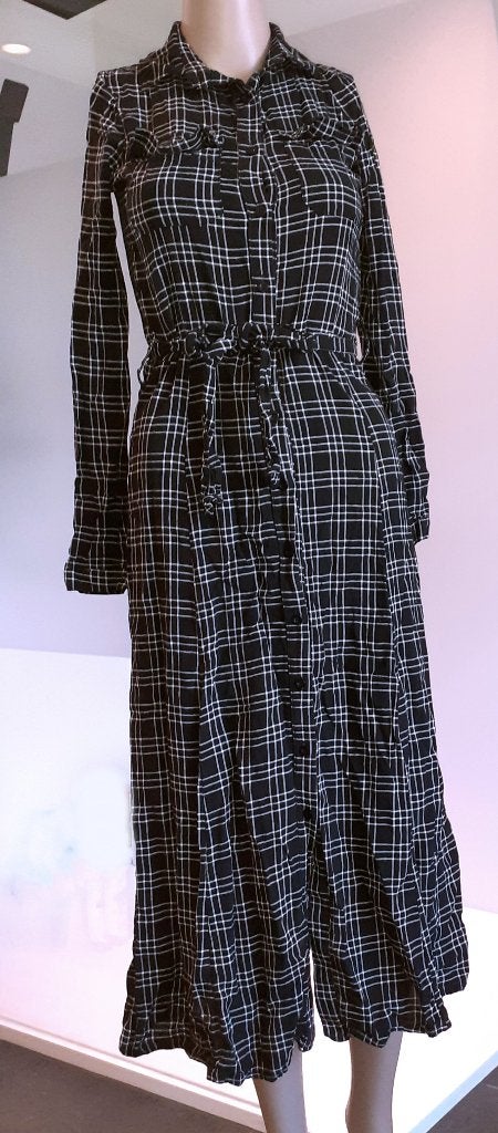 Midi jurk zwart met ruitjes LolaLiza 34 XS, Kleding | Dames, Zwart, Nieuw, Ophalen of Verzenden, Maat 34 (XS) of kleiner