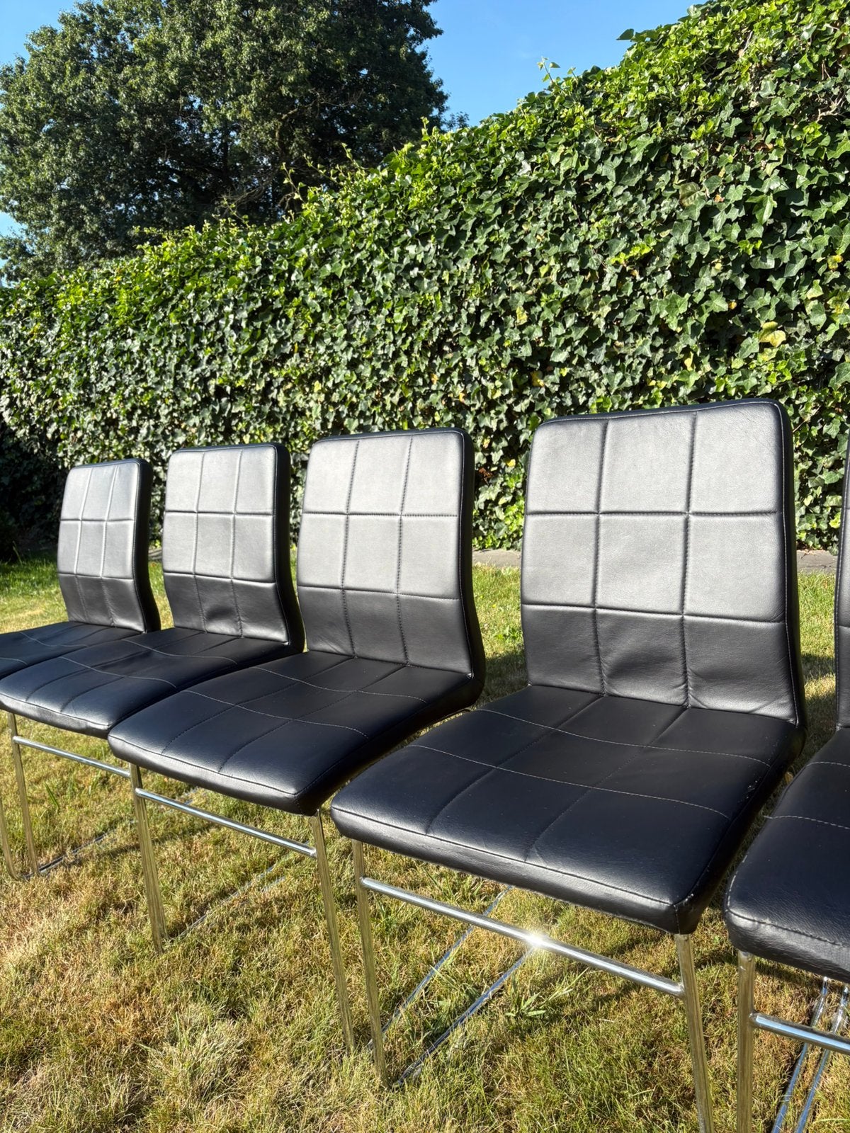 5 chaises en cuir, Enlèvement, Cuir, Noir, Cinq, Six Chaises ou plus