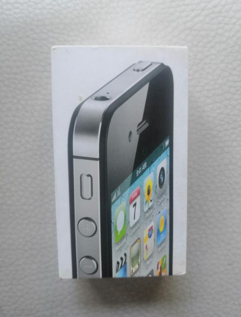 iPhone 4s 32GB + Sony Docking Station + Afstandsbediening, Gebruikt, Zwart, 32 GB, Ophalen of Verzenden