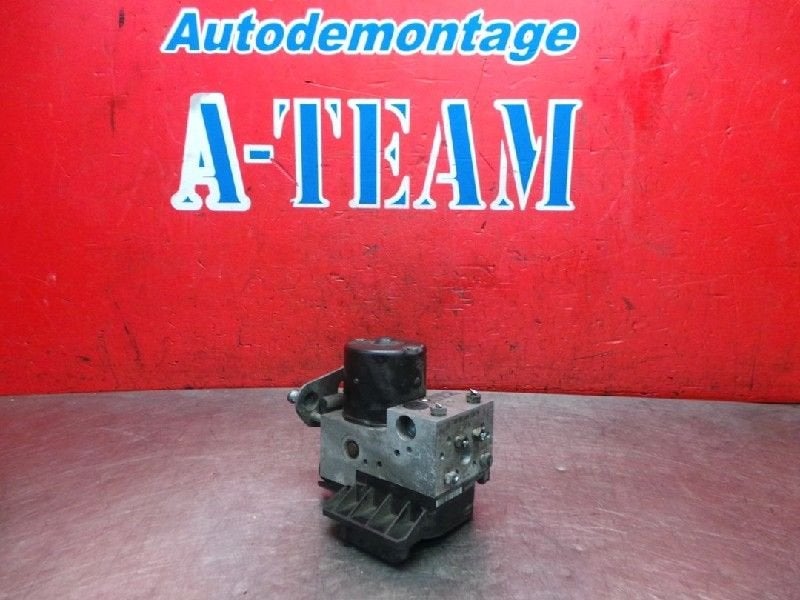 BLOC ABS (FREINS ANTI-BLOCAGE) Mercedes-Benz E Combi (S210), Robert Bosch AG, Mercedes-Benz, Utilisé, Robert-Bosch-Allee 1
74232  Abstatt, DE