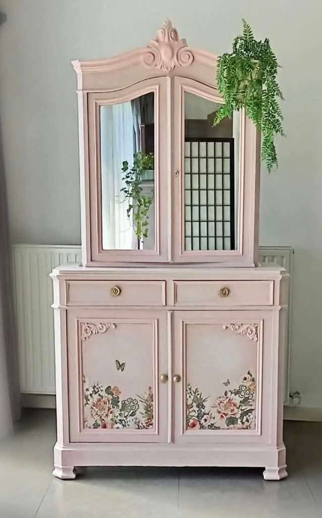 Roze kast opgemaakt vintage, Antiek en Kunst, Antiek | Meubels | Kasten, Ophalen