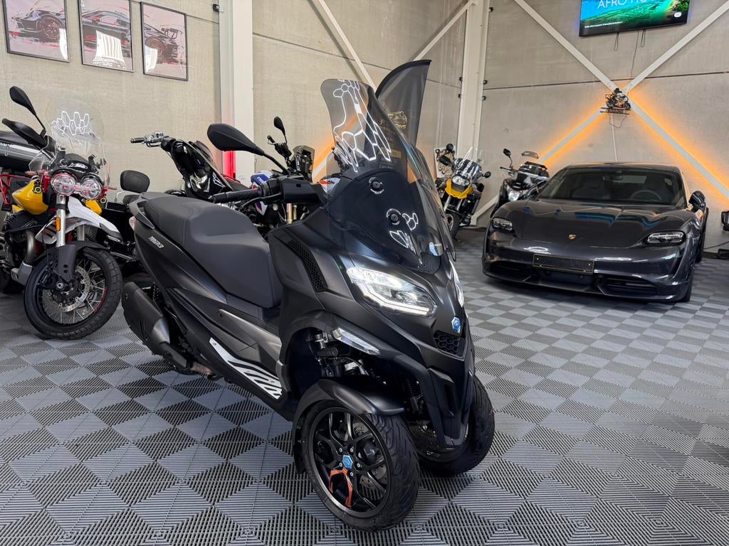 PIAGGIO MP3 530 HPE * 700 km * Achteruitversnelling*2022, Motoren, Bedrijf, Meer dan 35 kW, Minimaal motorrijbewijs A2, Automaat