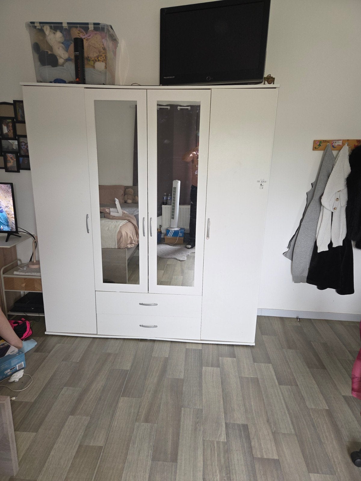 Garde robe, Comme neuf, Porte pliante, Enlèvement, Autres types