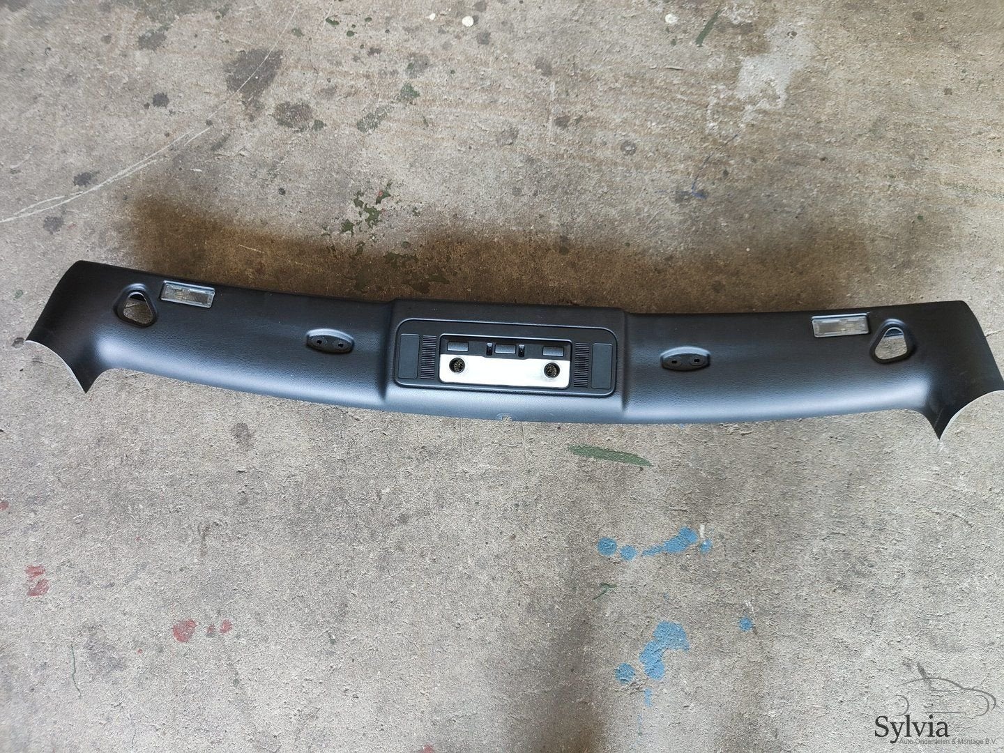 Zwarte stijl kunstof afdekkap voorraam boven BMW 6 serie E64, Auto-onderdelen, Gebruikt, -, -, Ophalen of Verzenden