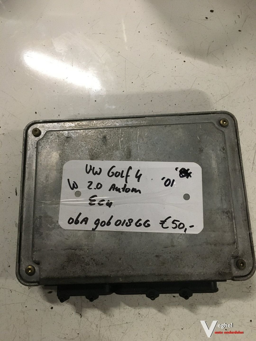 Vw Golf 4 2.0 Automaat 2001 ECU 06A 906 018 GG, -, Utilisé, -, -