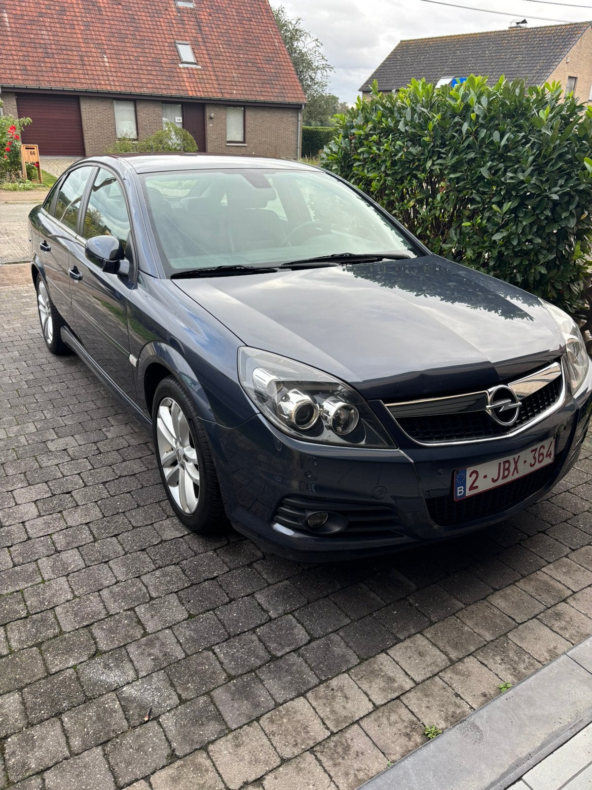 Opel Vectra, Auto's, Automaat, 114 kW, Zwart, 4 cilinders