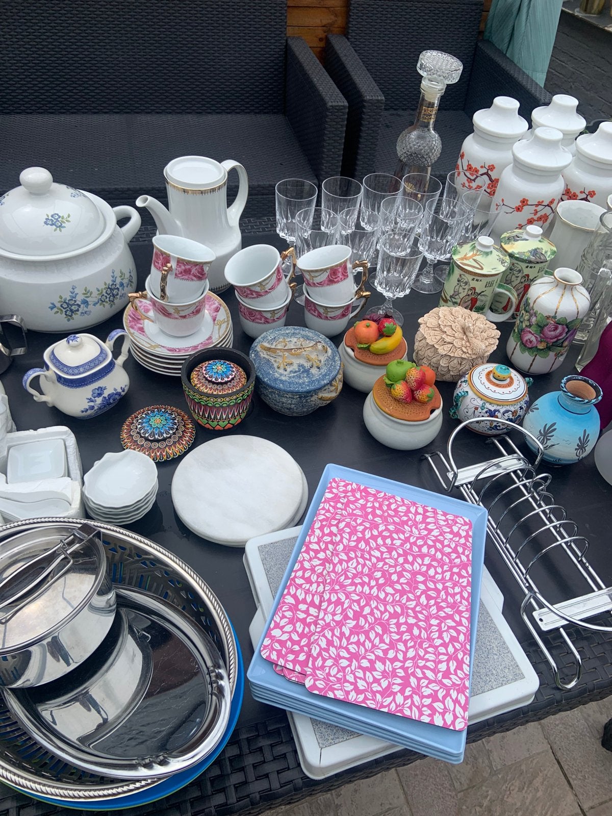 Item voor de rommelmarkt, Ophalen