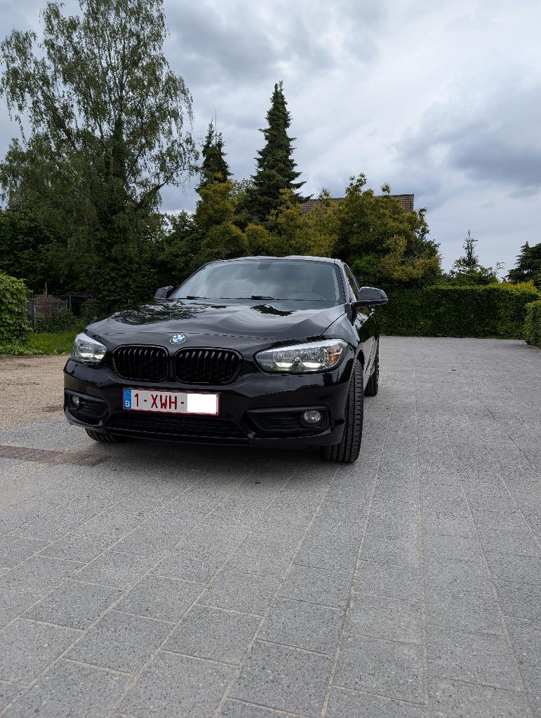 BMW 116d 2016, Auto's, BMW, Zwart, 99 g/km, 5 deurs, 3 cilinders