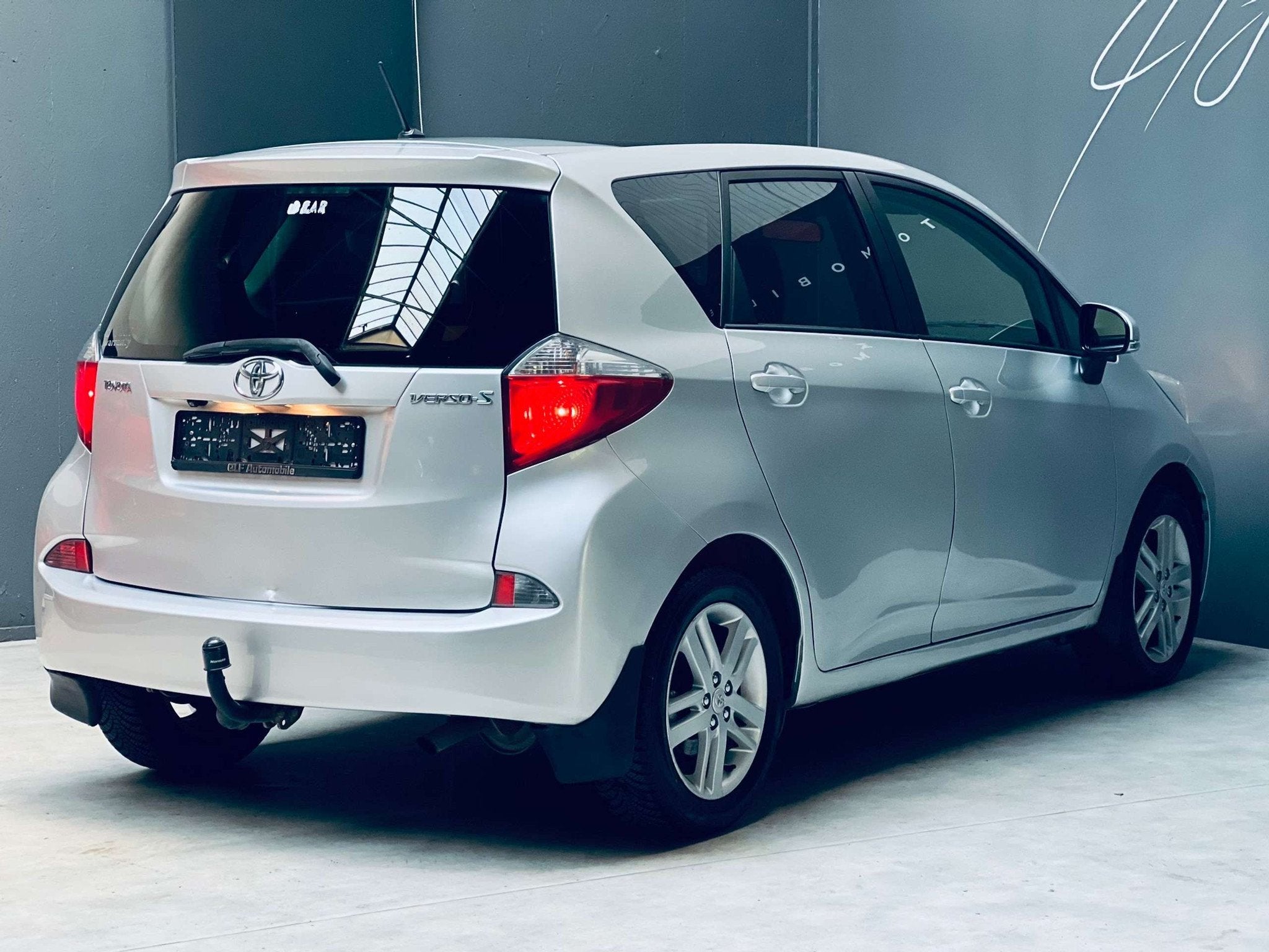Toyota Verso-S 1.4 D-4D *CLIMATISATION*TOIT PANORAMIQUE*, Voorwielaandrijving, Euro 5, Stof, Gebruikt