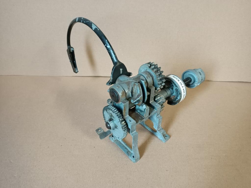 Gripper Arm/ Mechaniek Rock-ola 449 (1972) jukebox, Envoi