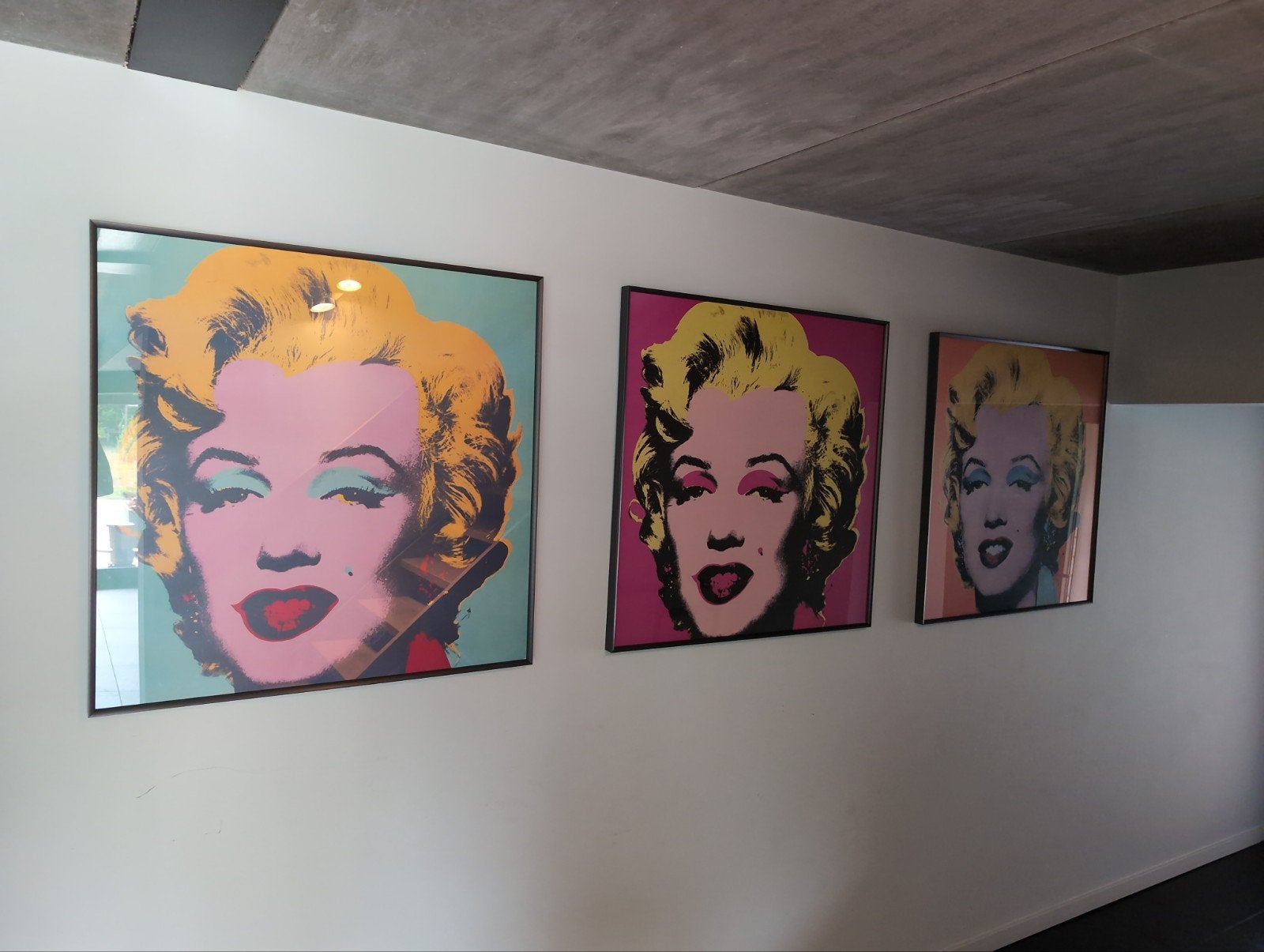 Andy Warhol - Marilyn Monroe, Ophalen