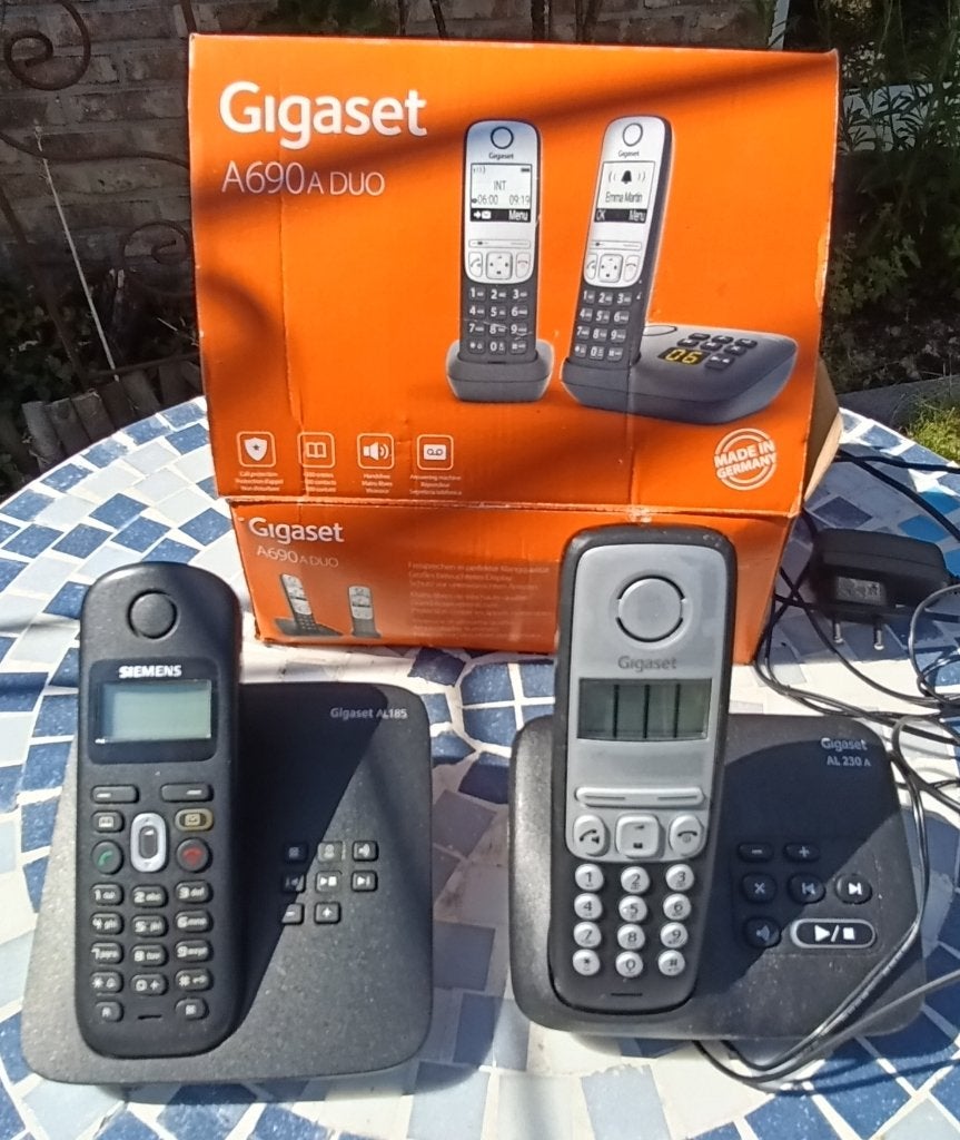 Téléphones fixes (duo) Gigaset, Enlèvement, Utilisé, 2 combinés