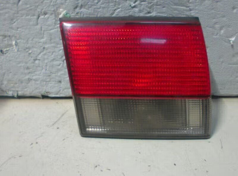 ACHTERLICHT LINKS BINNEN Saab 9-3 I (YS3D) (4831145), Auto-onderdelen, Saab-de-info@saabgroup.com, Gebruikt, Ophalen of Verzenden
