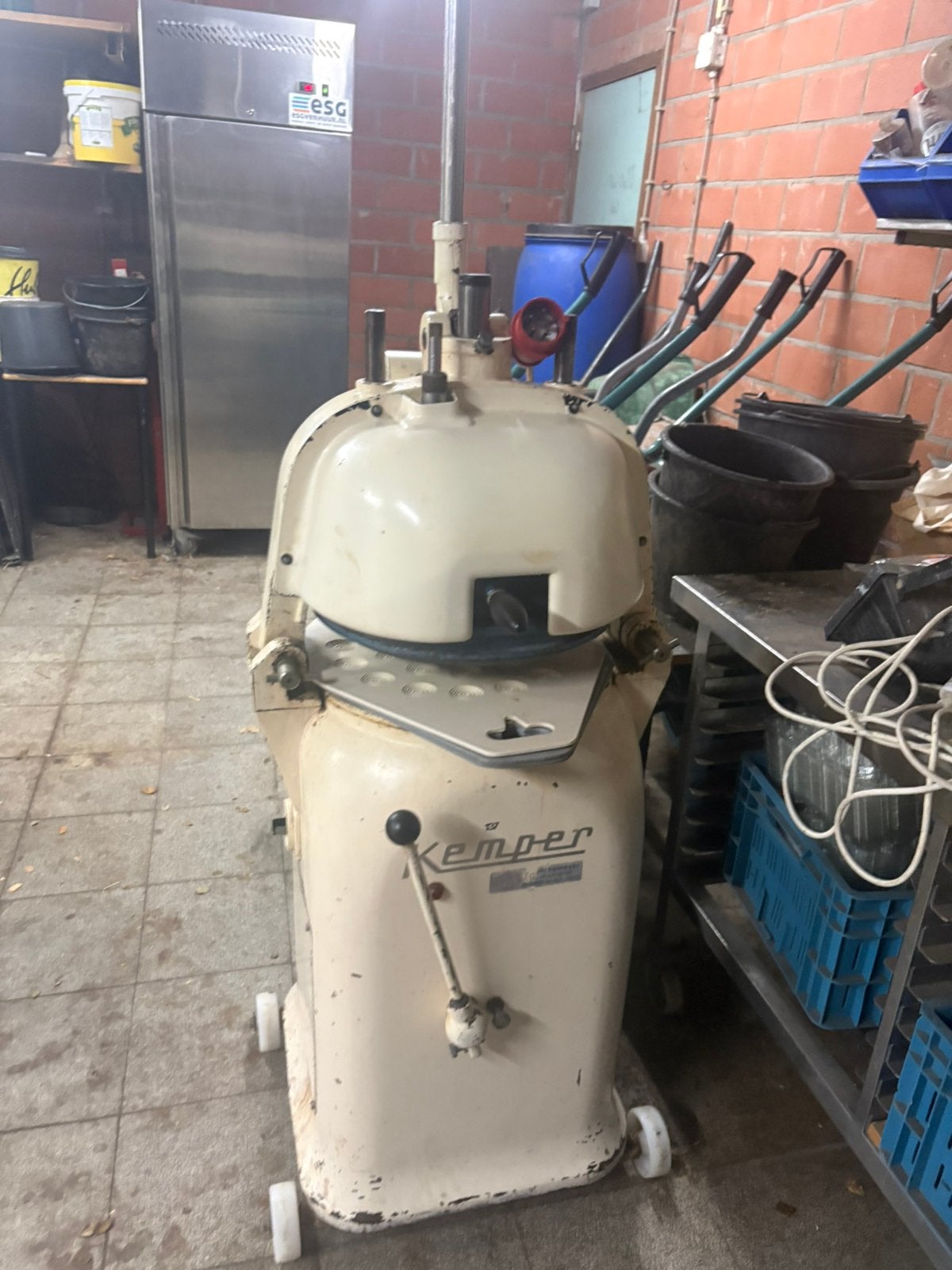 Deeg verdeel/opbolmachine, Enlèvement, Utilisé, Boulangerie et Boucherie