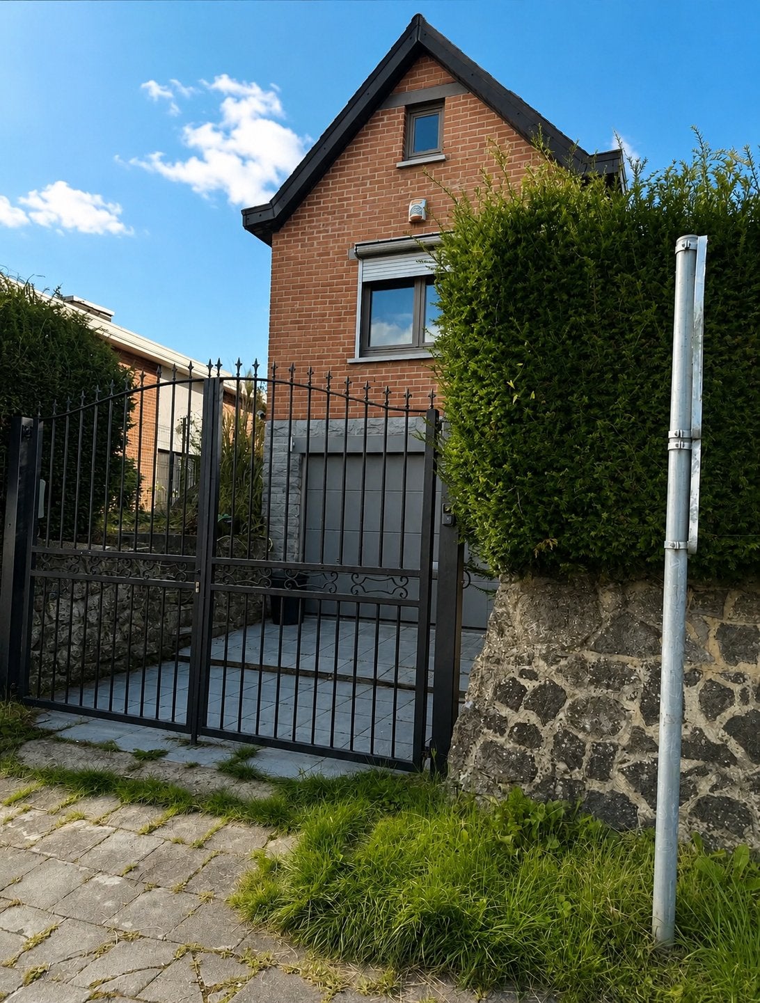 Villa met 4 gevels te koop in Leernes, Immo