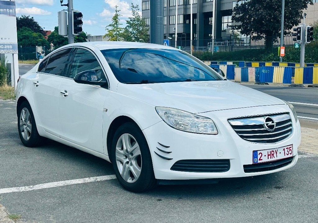 Opel insignia, Autos, Euro 5, Achat, 4 portes, Boîte manuelle