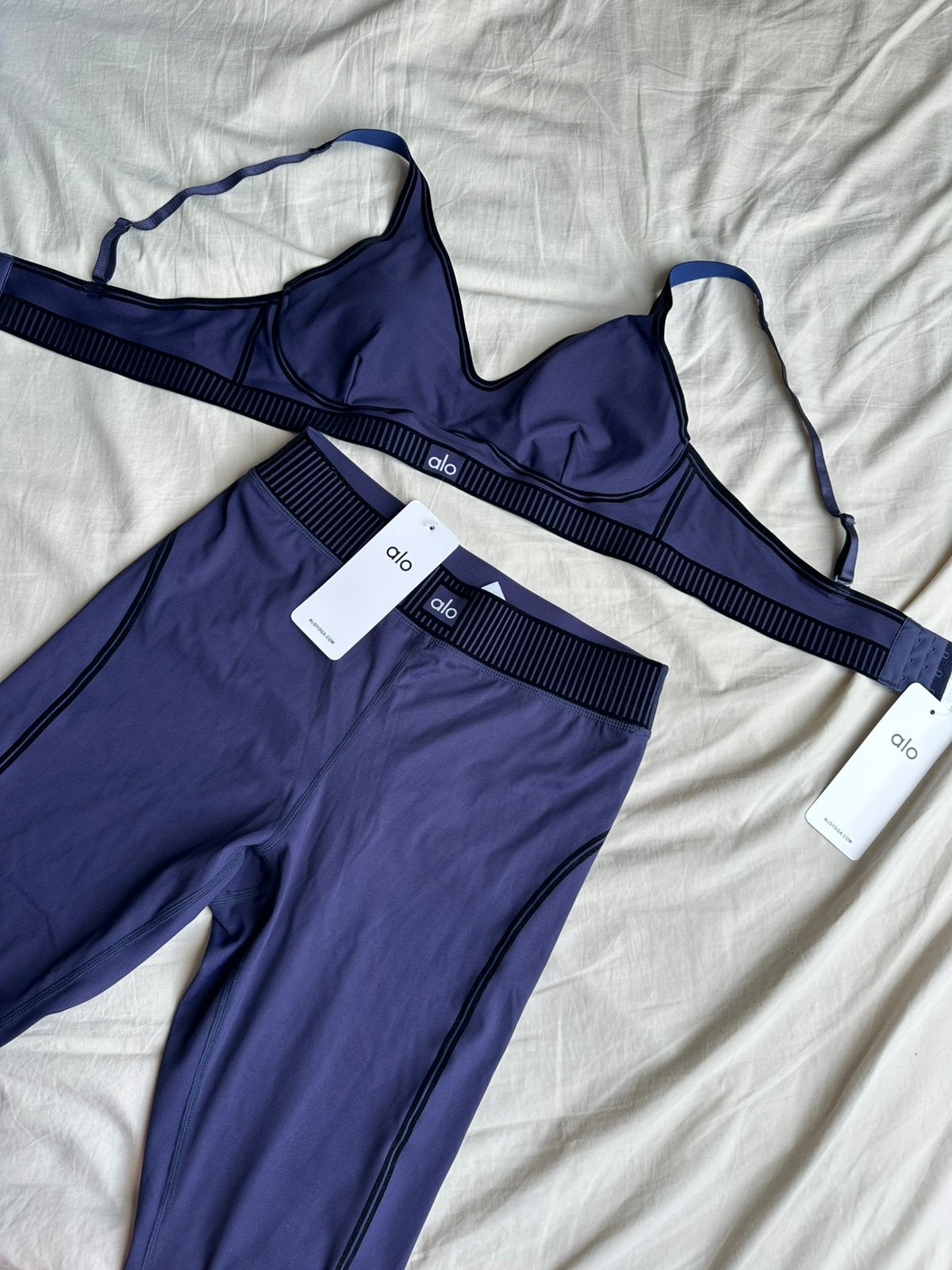 Alo sport setje blauw, Kleding | Dames, Maat 38/40 (M), Blauw, Nieuw, Ophalen of Verzenden