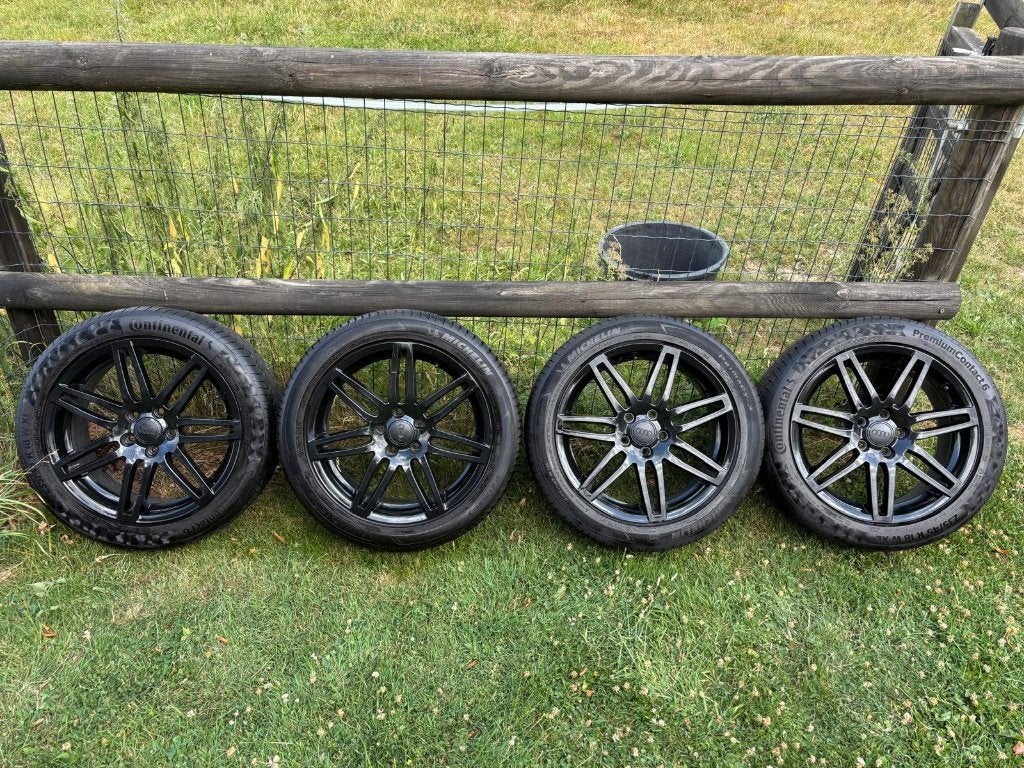 4 pneus + 4 jantes noir Audi A3 ou A4 d’origine, Autos : Pièces & Accessoires, Pneus & Jantes, Pneus été, Autres dimensions, Pneu(s)