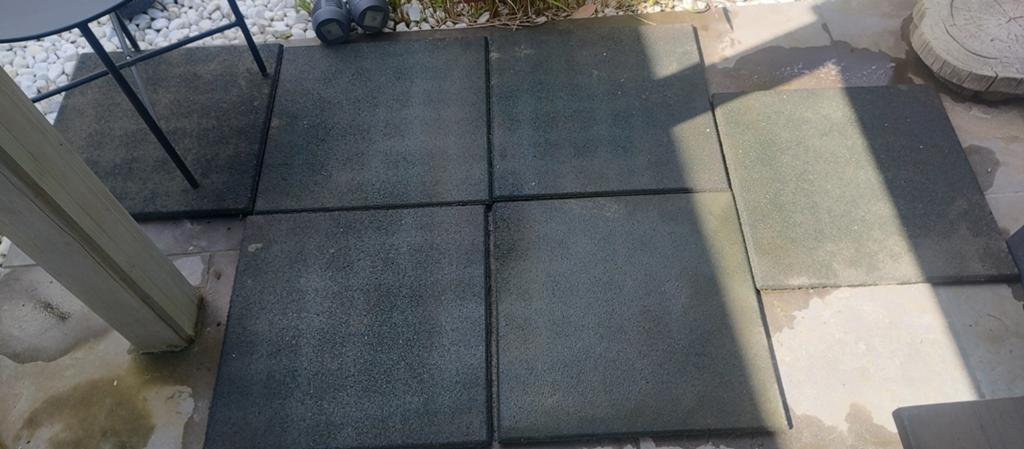 Rubber tegels 6 stuks, Ophalen