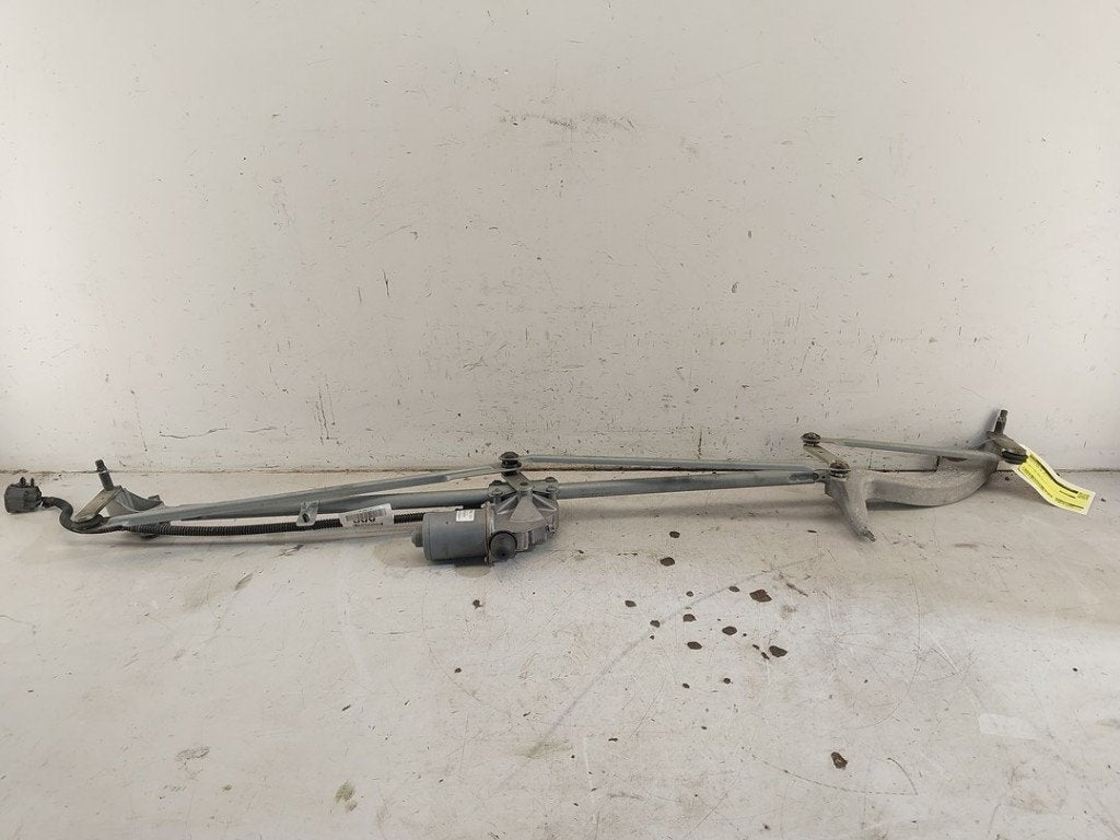 RUITENWISSER MECH + MOTOR Ford C-Max (DXA) (01-2010/06-2019), Gebruikt, Henry-Ford-Straße  1
50735  Köln, DE, Ford-Werke GmbH
