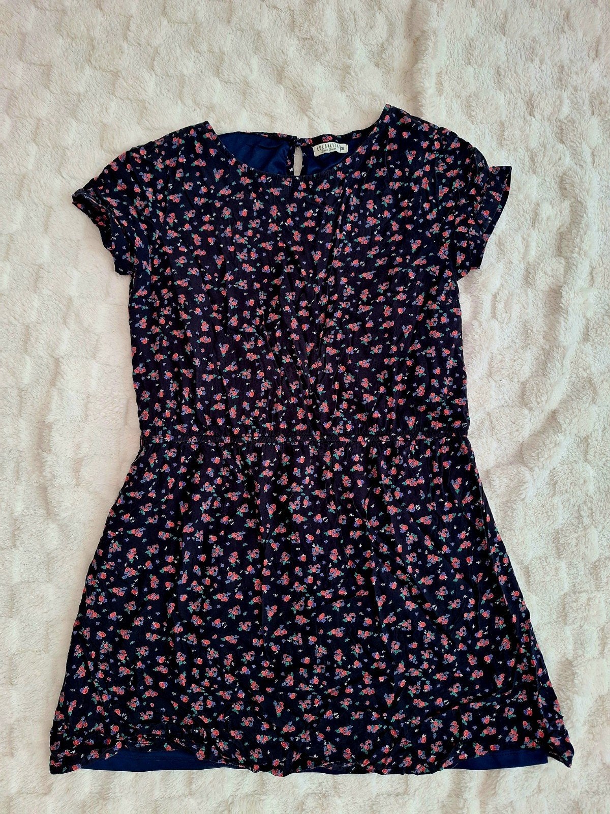 Korte bloemenjurk LolaLiza maat M rood/blauw, Kleding | Dames, Jurken, Maat 38/40 (M), Zo goed als nieuw, Boven de knie, Rood