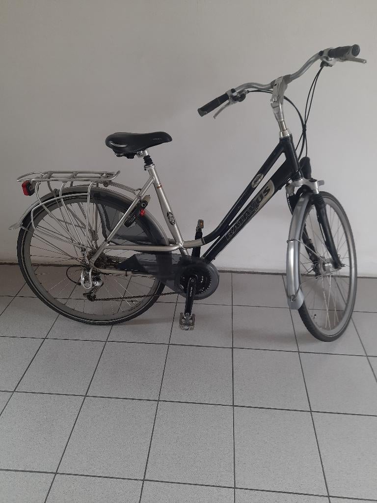 Batavus met 28 inch wielen , 21 versnellingen, Ophalen, 28 inch, Batavus, Meer dan 20 versnellingen