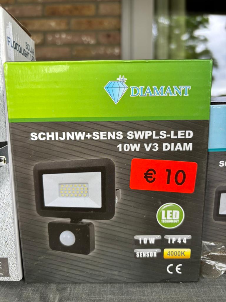 Schijnwerpers op zonnepaneel en op stroom, Jardin & Terrasse, Enlèvement, Neuf
