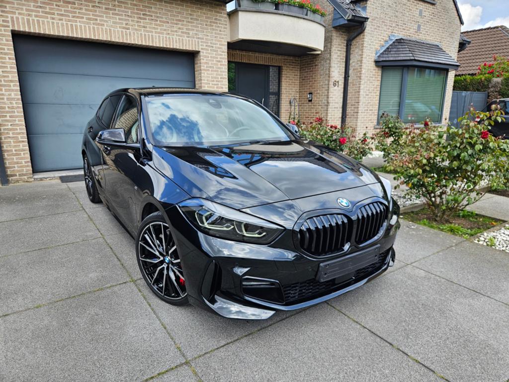 BMW 118i  - ** FULL Black Shadow Line - M PACK - CAMERA **, Cuir, Achat, Euro 6, Entreprise
