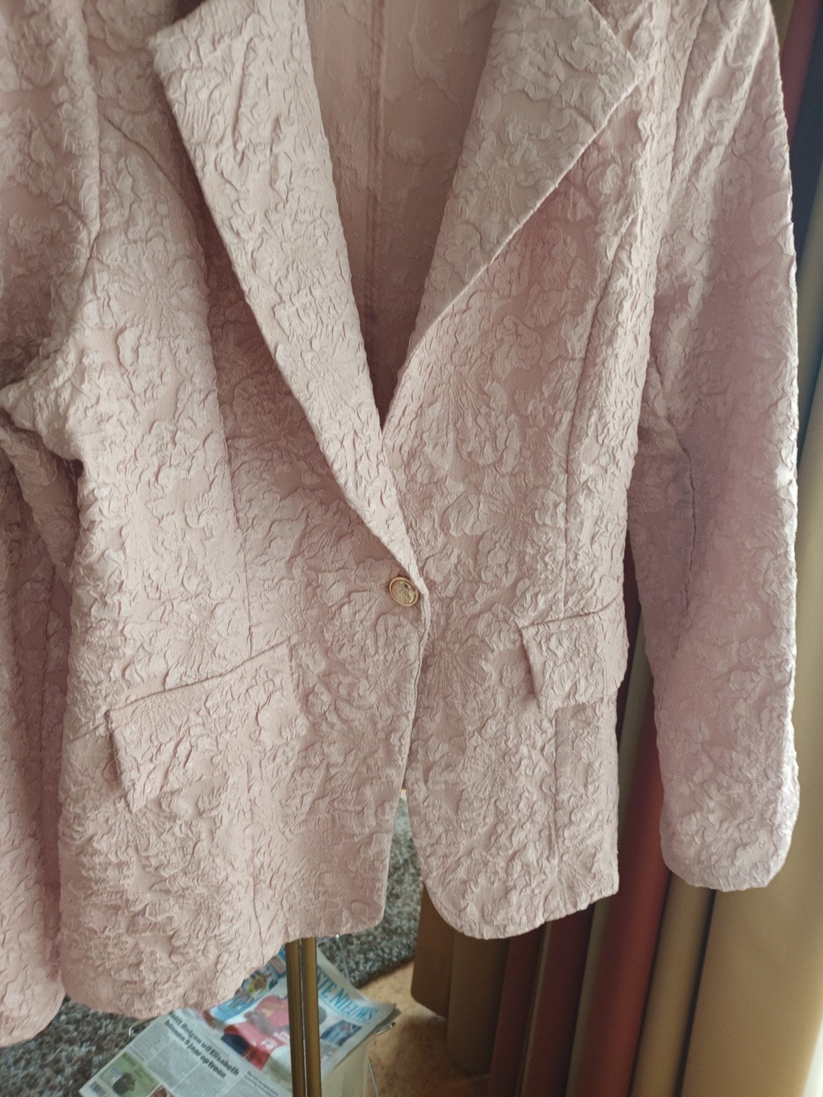 volledig nieuwe lichte  blazer  l, Kleding | Dames, Ophalen of Verzenden, Maat 42/44 (L), Roze