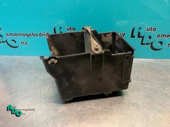 Boîtier de batterie d'un Ford Fiesta (Fiesta 08-), -, 3 mois de garantie, -, -