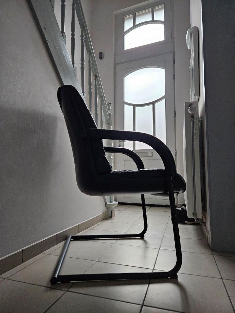 Fauteuil en cuir noir, Enlèvement ou Envoi, Comme neuf, Cuir