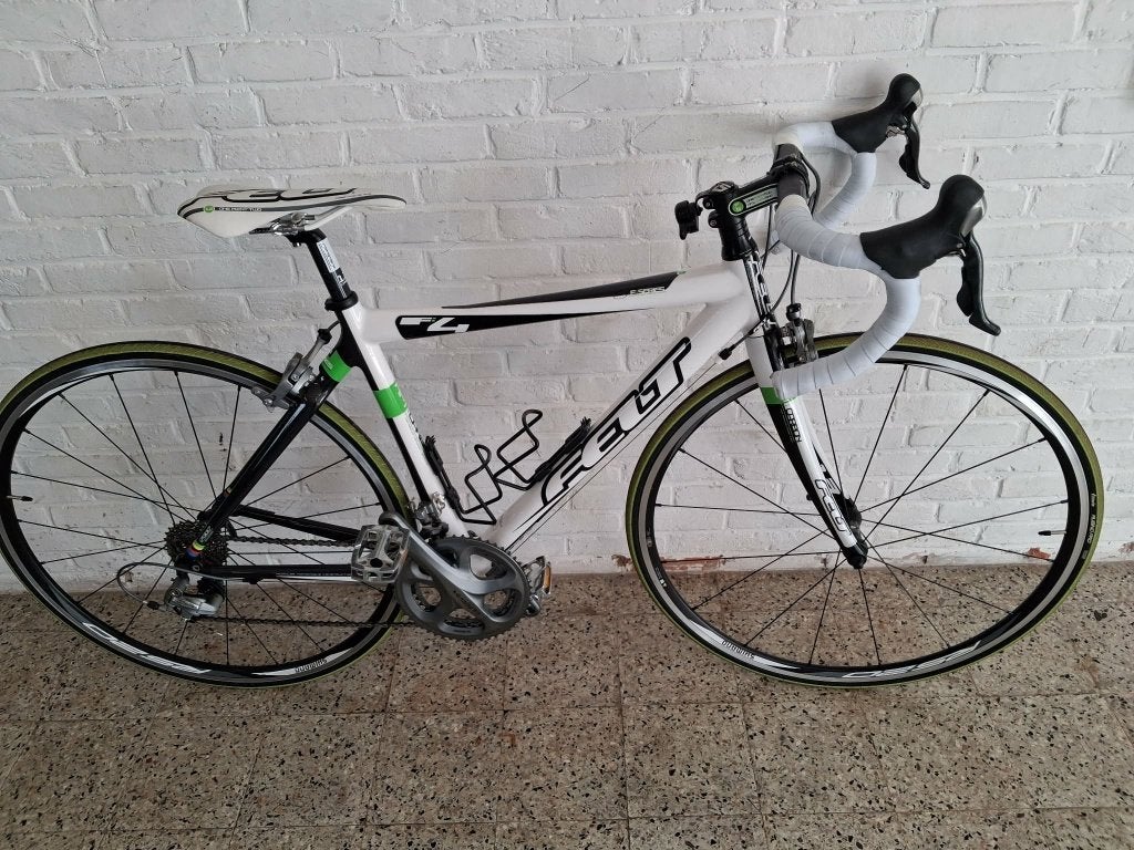 felt, Fietsen en Brommers, Gebruikt, 10 tot 15 versnellingen, Velgrem, Info@feltbicycles.com