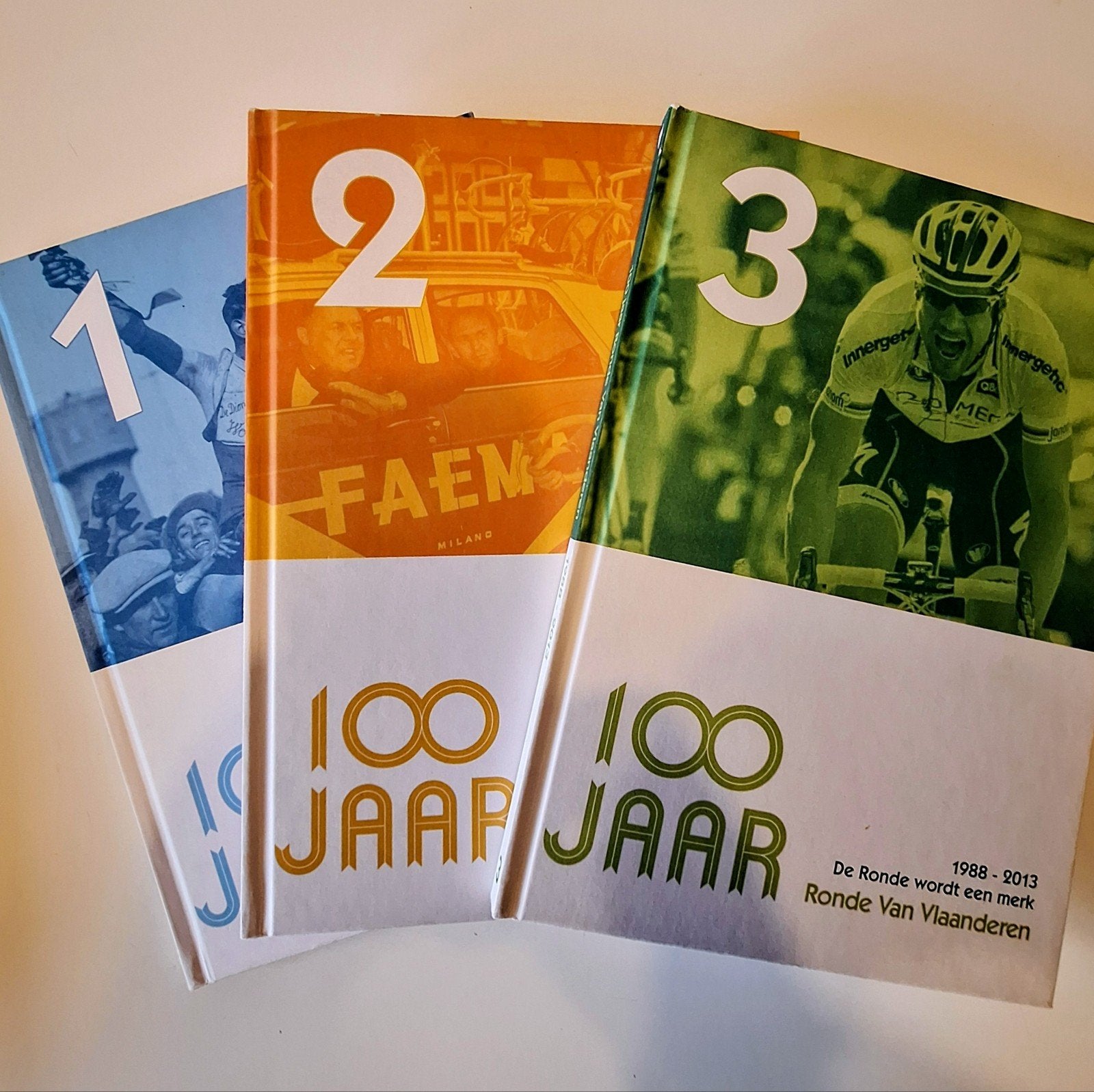 3 boeken 100 jaar ronde van Vlaanderen, Boeken, Ophalen of Verzenden