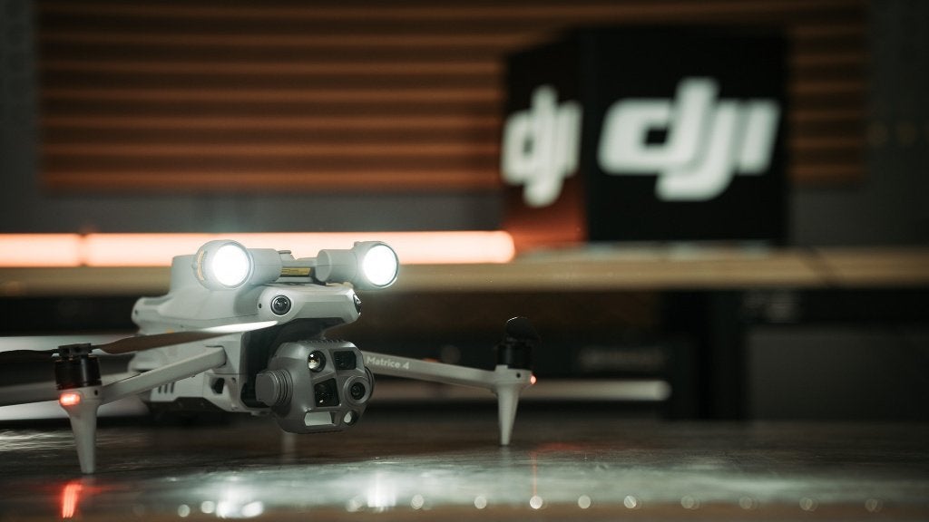 DJI Matrice 4T +1 Year of DJI Care Enterprise Basic, TV, Hi-fi & Vidéo, Neuf, Qualité supérieure, DJI, 30 à 45 minutes