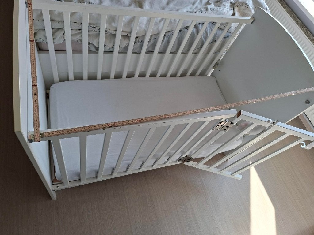baby bedje, Ophalen, Gebruikt, Matras