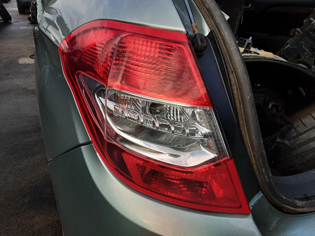 ACHTERLICHT LINKS Citroën C4 Berline (NC) (01-2009/05-2018), Gebruikt, Citroën, Mevr. I. Hauben, Rue de l'Espoir 34 34
4030  GRIVEGNÉE, BE